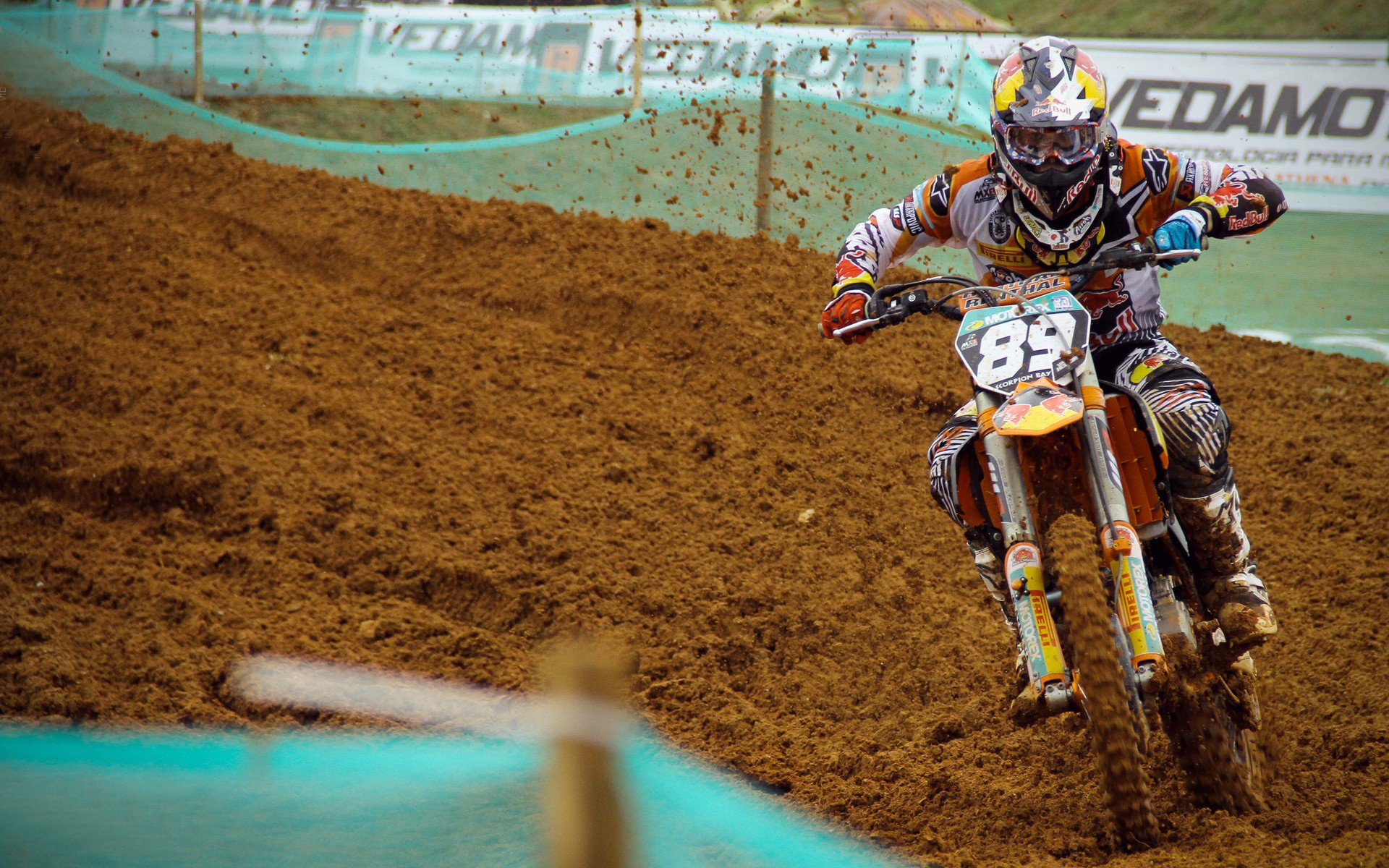 综合格斗赛场焦点!俄罗斯队对阵阿根廷队,关键一战,双方鏖战至最后一刻